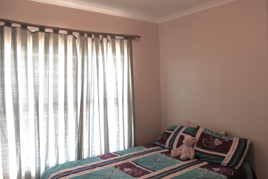 1 Bedroom Property for Sale in Strand Central Western Cape